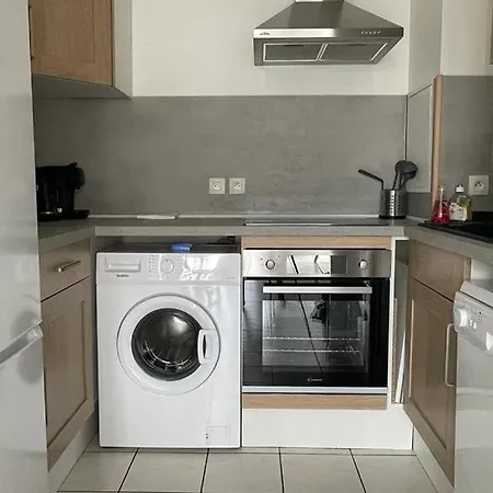 1 Bedroomed With Balcony 10min From Disneyland Paris *